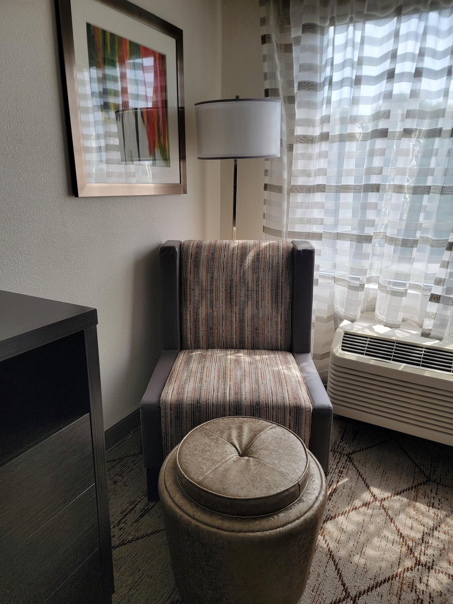 Wingate By Wyndham Greenville Airport Ngoại thất bức ảnh